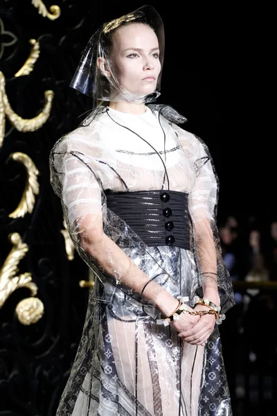 Look 170